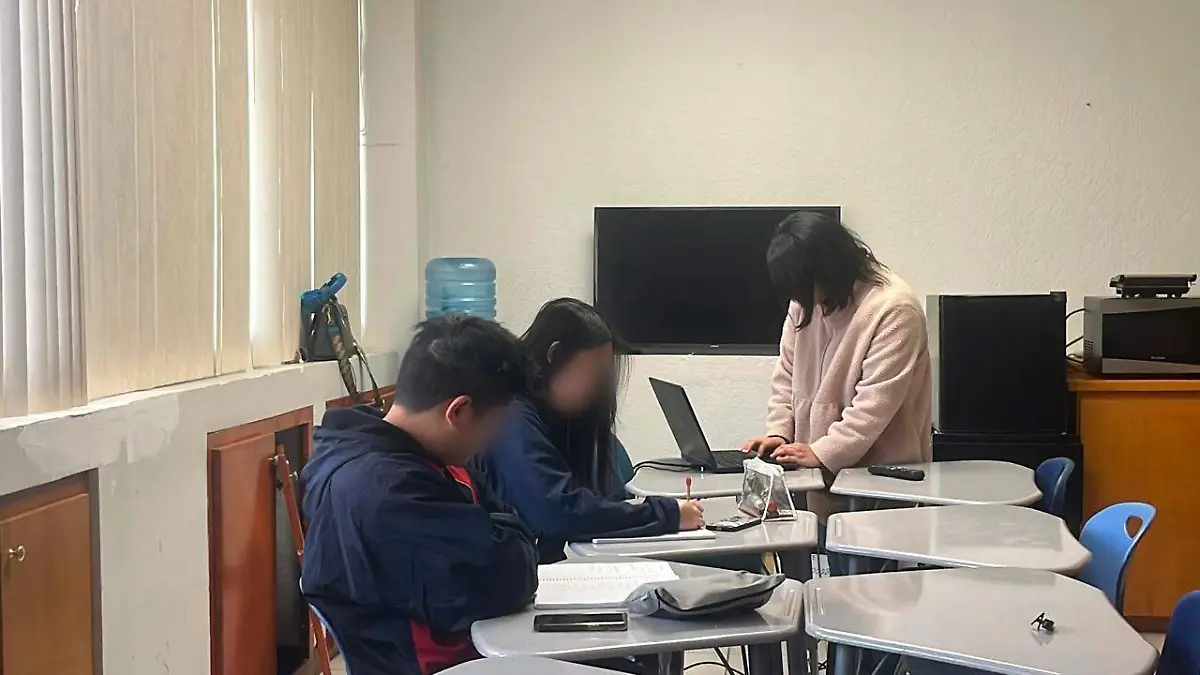 Estudiantes asiaticos